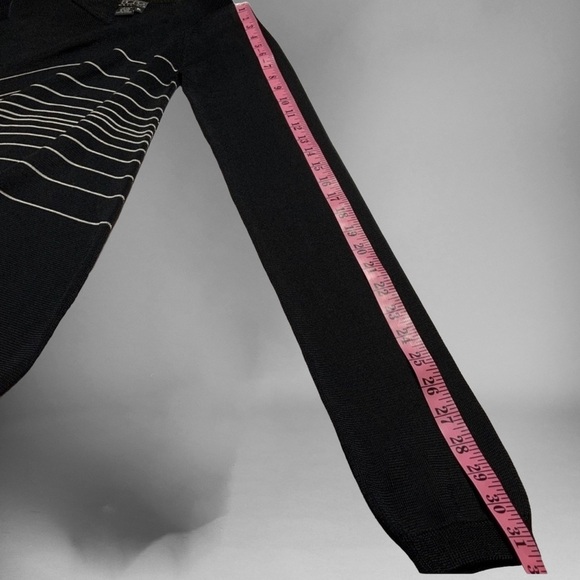 BCBGMAXAZRIA sweater - Picture 6 of 6